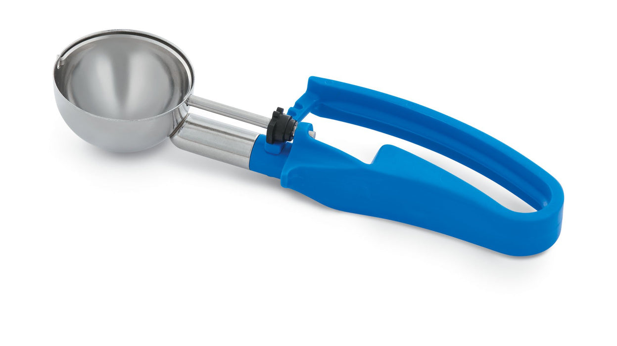 Vollrath 47395 - #16 Squeeze Disher, 2 Oz, Blue Handle
